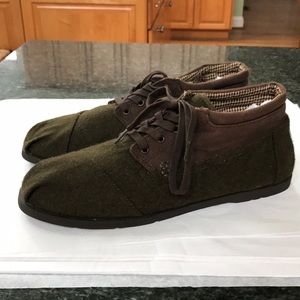 TOMS Chukkas